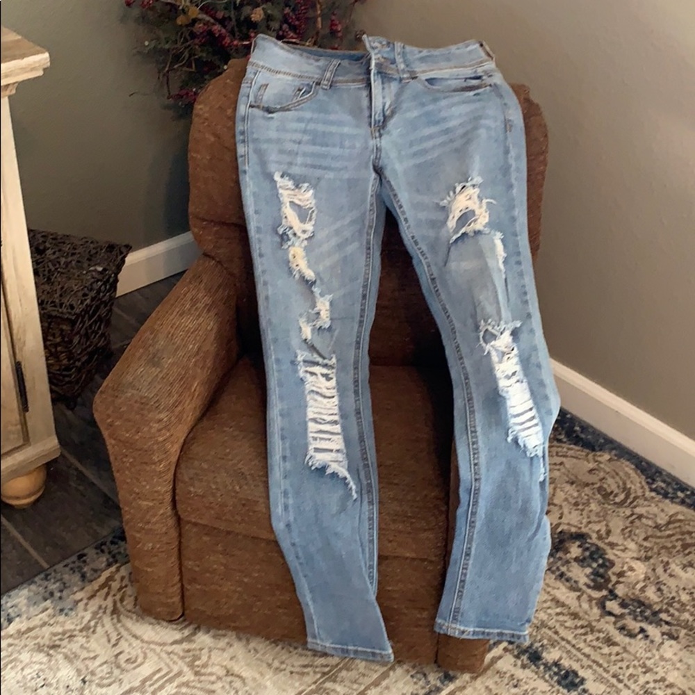 RUE 21 MidRise Ankle Jean